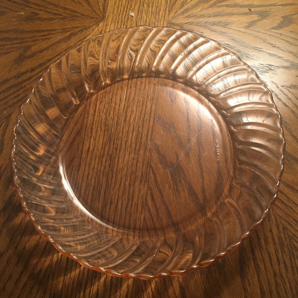 Vintage depression era pink glass bowl